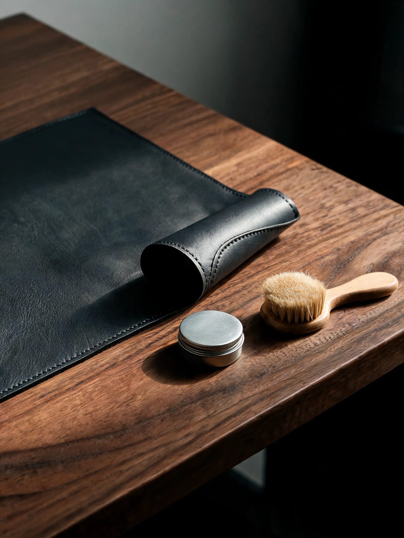 Desk & care